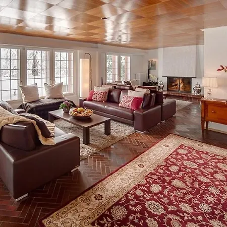 Hausberg Holiday Lux Chalet شاليه جارمش بارتنكيرشن